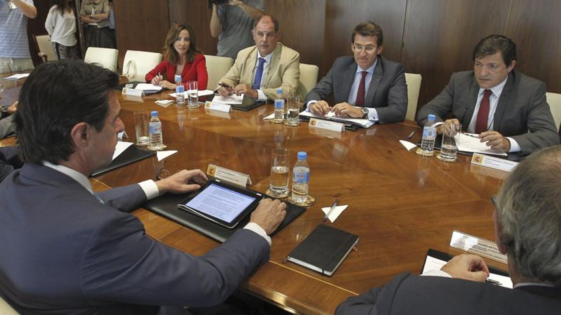 Soria se re&uacute;ne con los astilleros