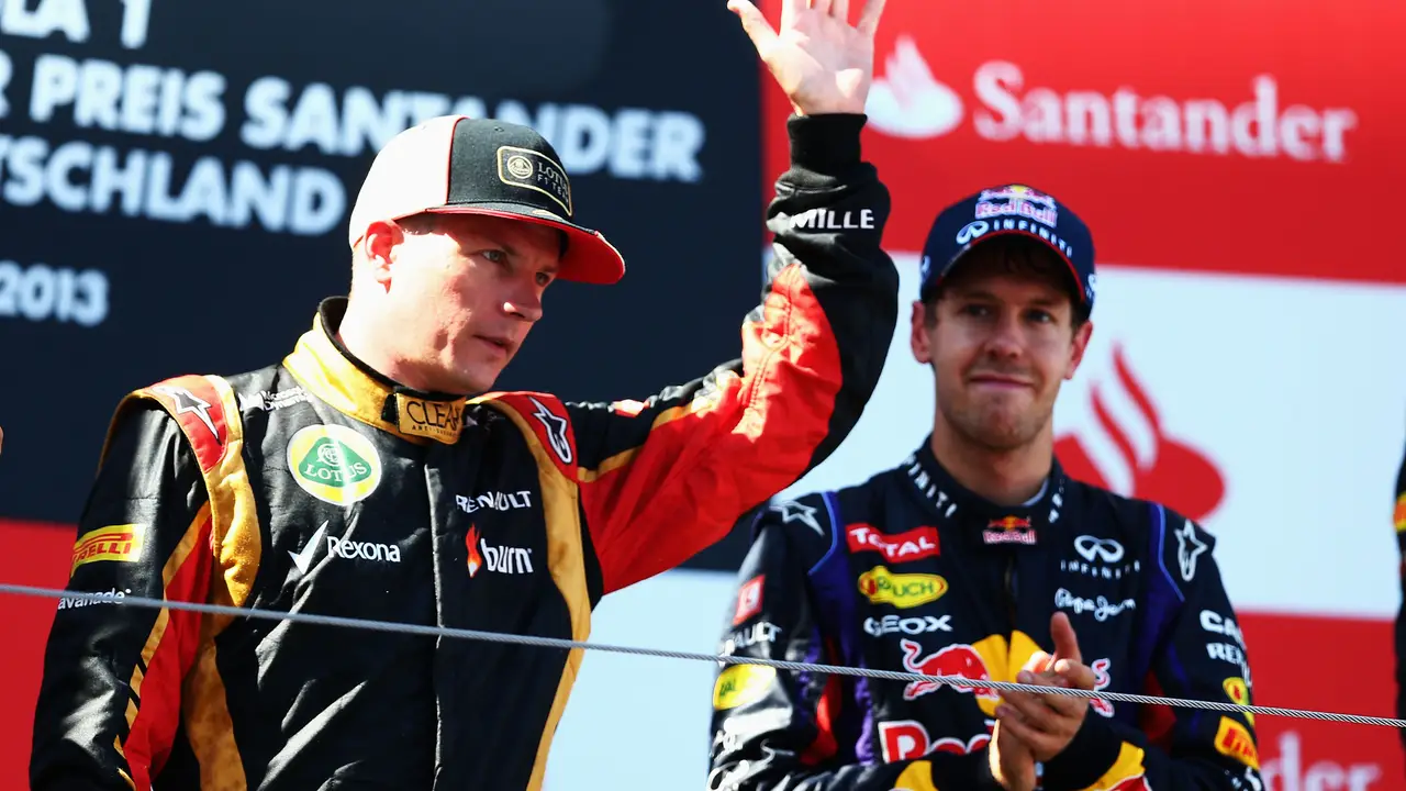 Raikkonen, junto a Vettel en el podio de Alemania