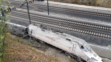 Adif investiga por qué el tren no deceleró automáticamente