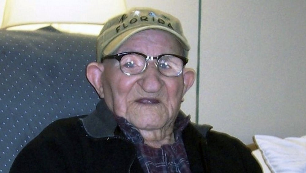 El español Salustiano Sánchez Blázquez es el hombre más viejo del mundo