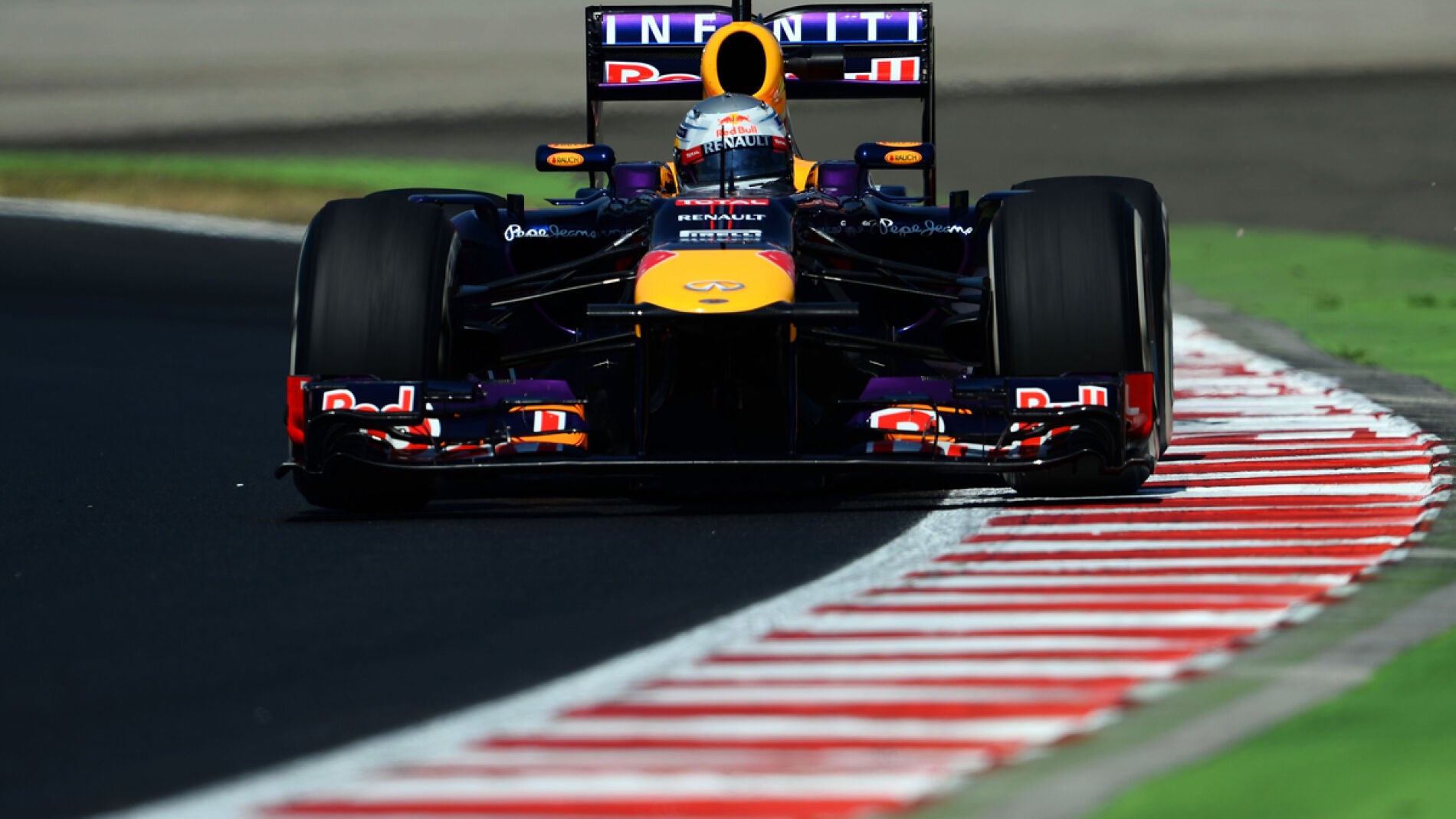 Vettel rueda en Hungr&iacute;a