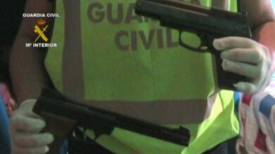 La Guardia Civil detiene a ocho personas por cometer atracos con gran violencia
