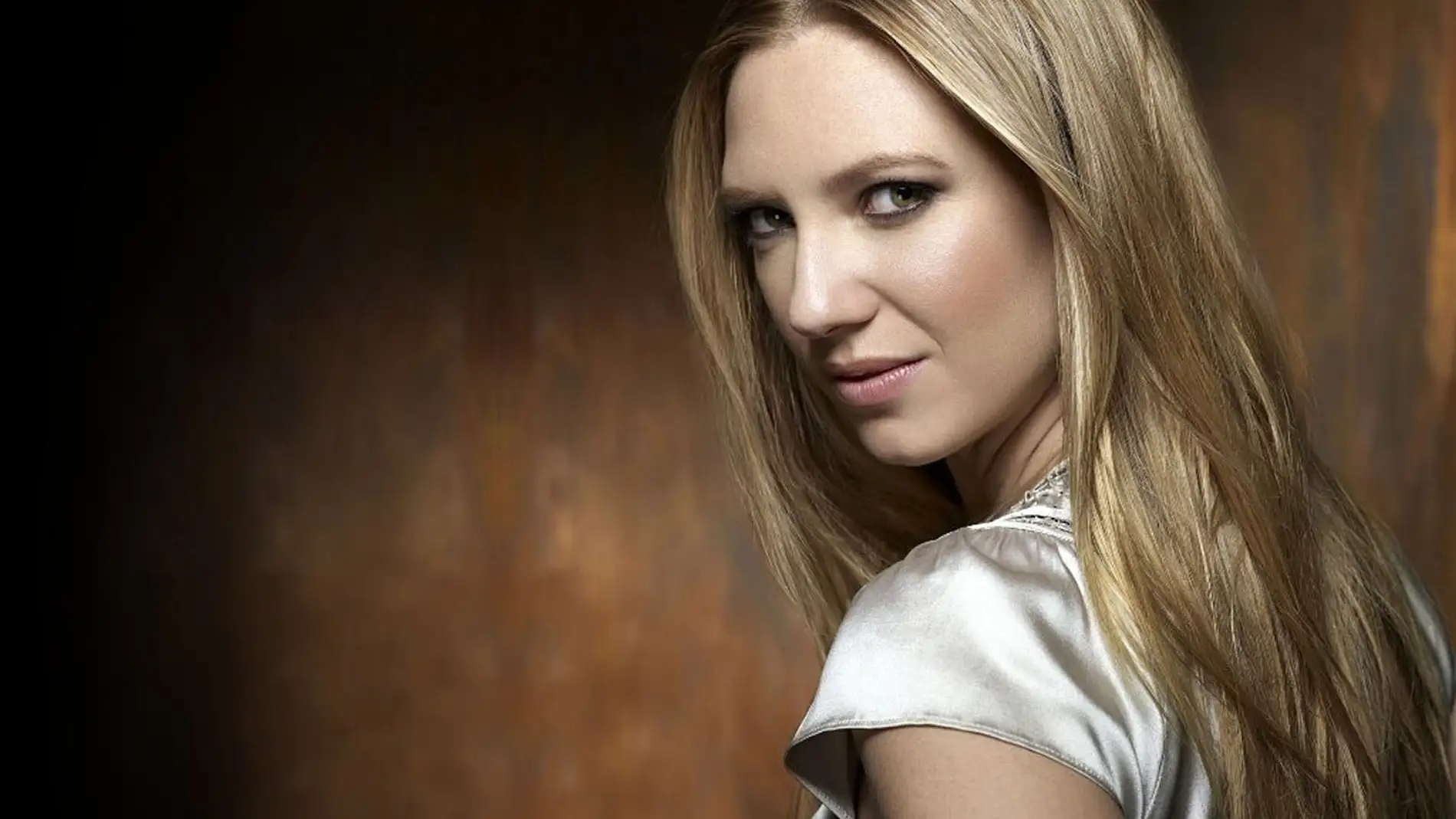 Anna Torv