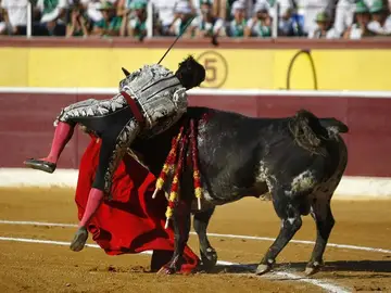 El torero Morante de la Puebla, herido de asta en Huesca El torero Morante de la Puebla, herido de asta en Huesca