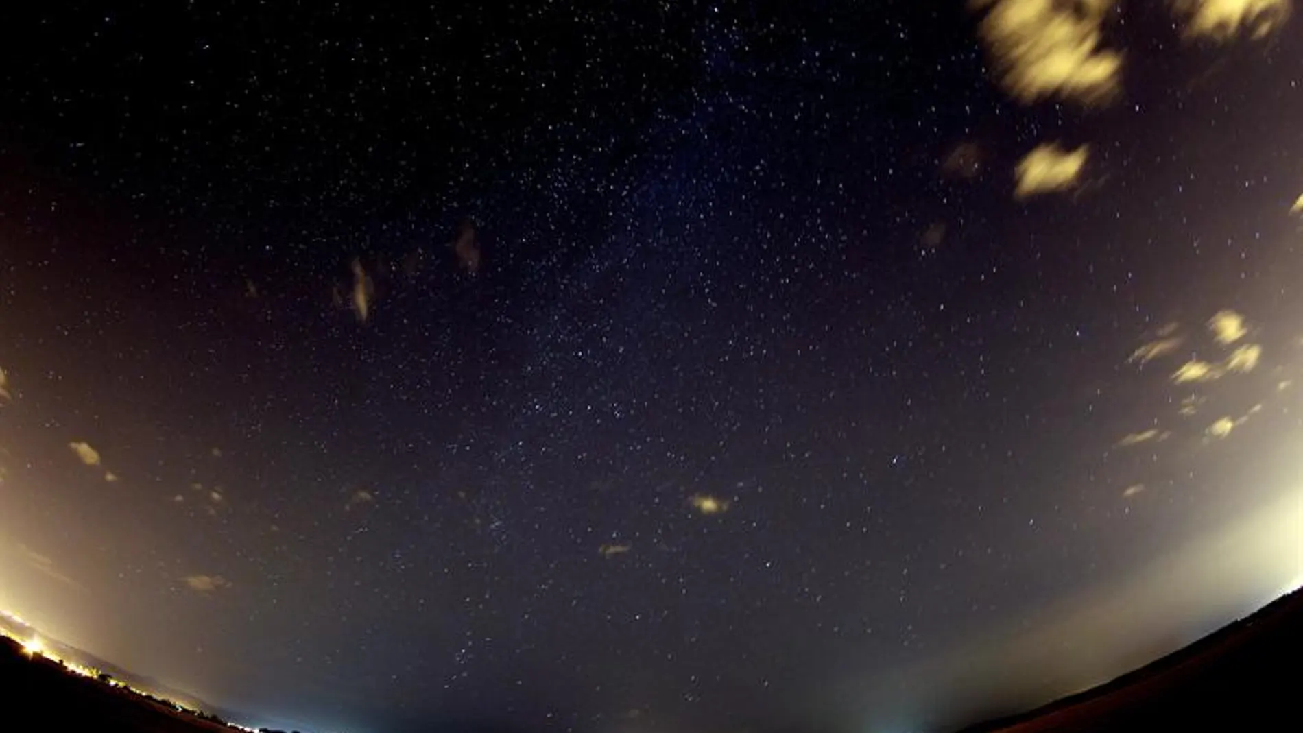 Vista desde Madrid de la más popular lluvia de estrellas del verano Vista desde Madrid de la más popular lluvia de estrellas del verano