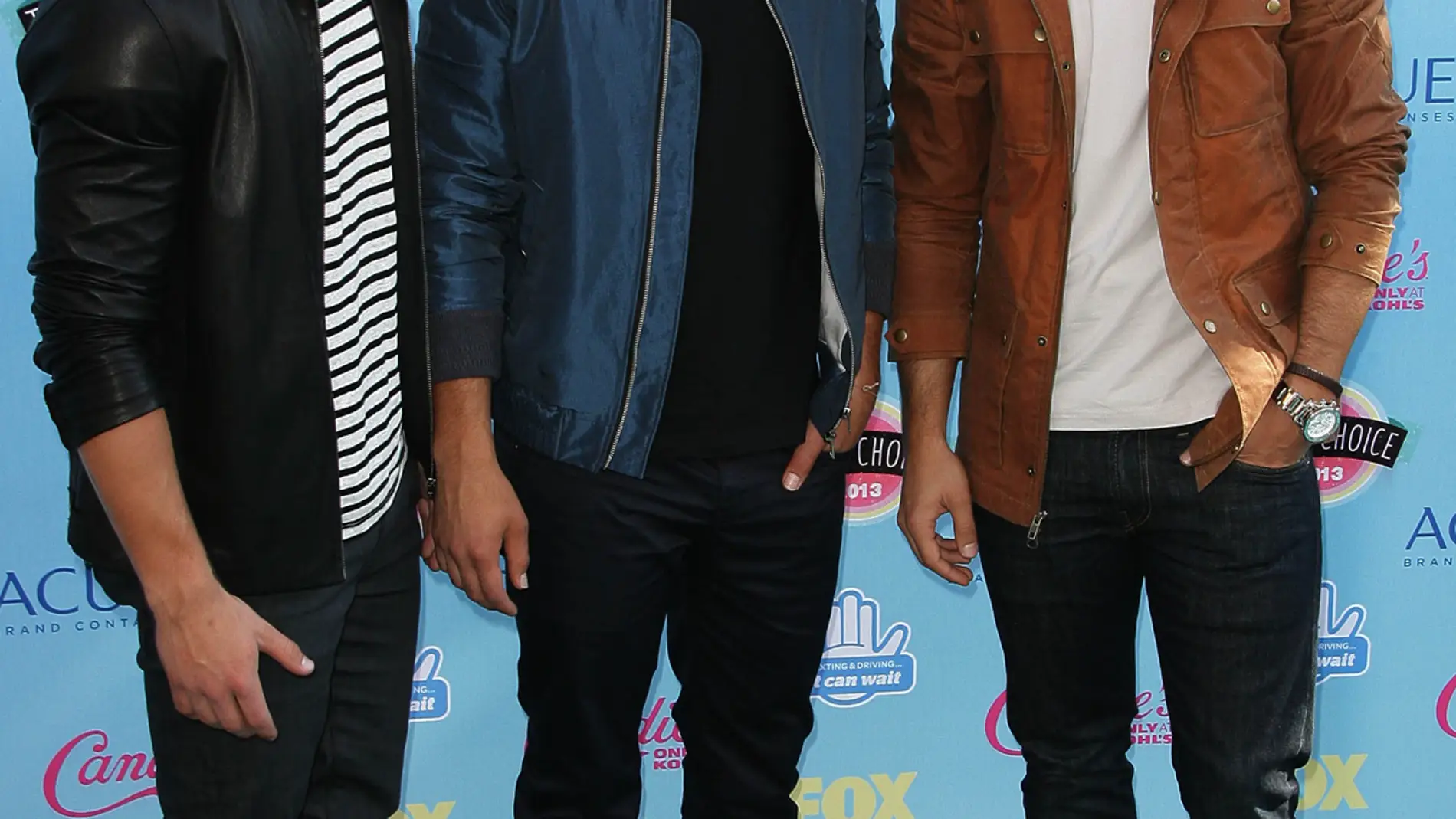 Los Jonas Brothers guapérrimos en los premios Teen