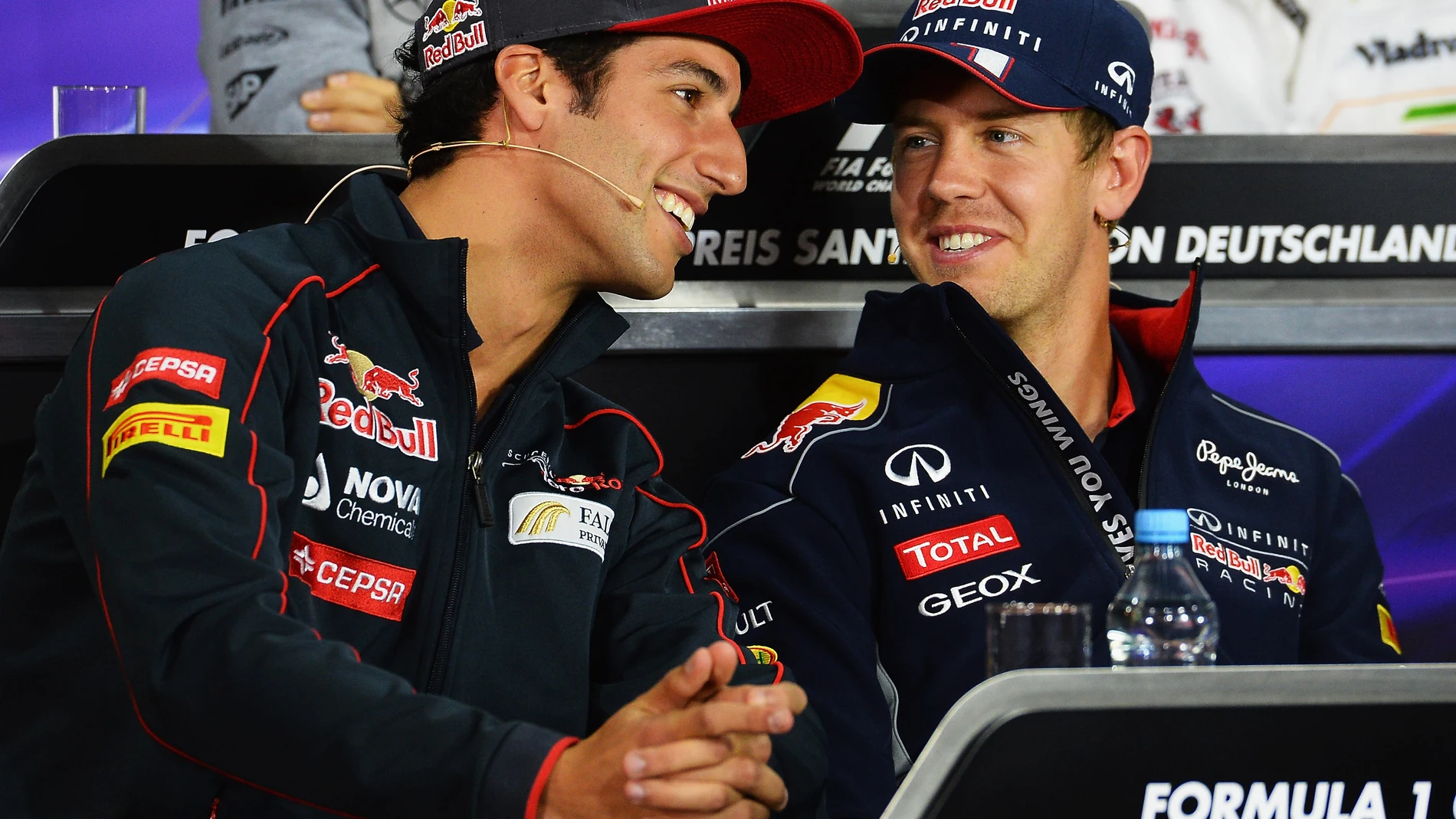 Daniel Ricciardo y Sebastian Vettel