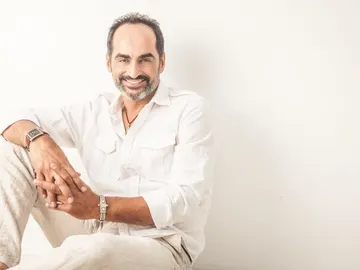 Navid Negahban Navid Negahban