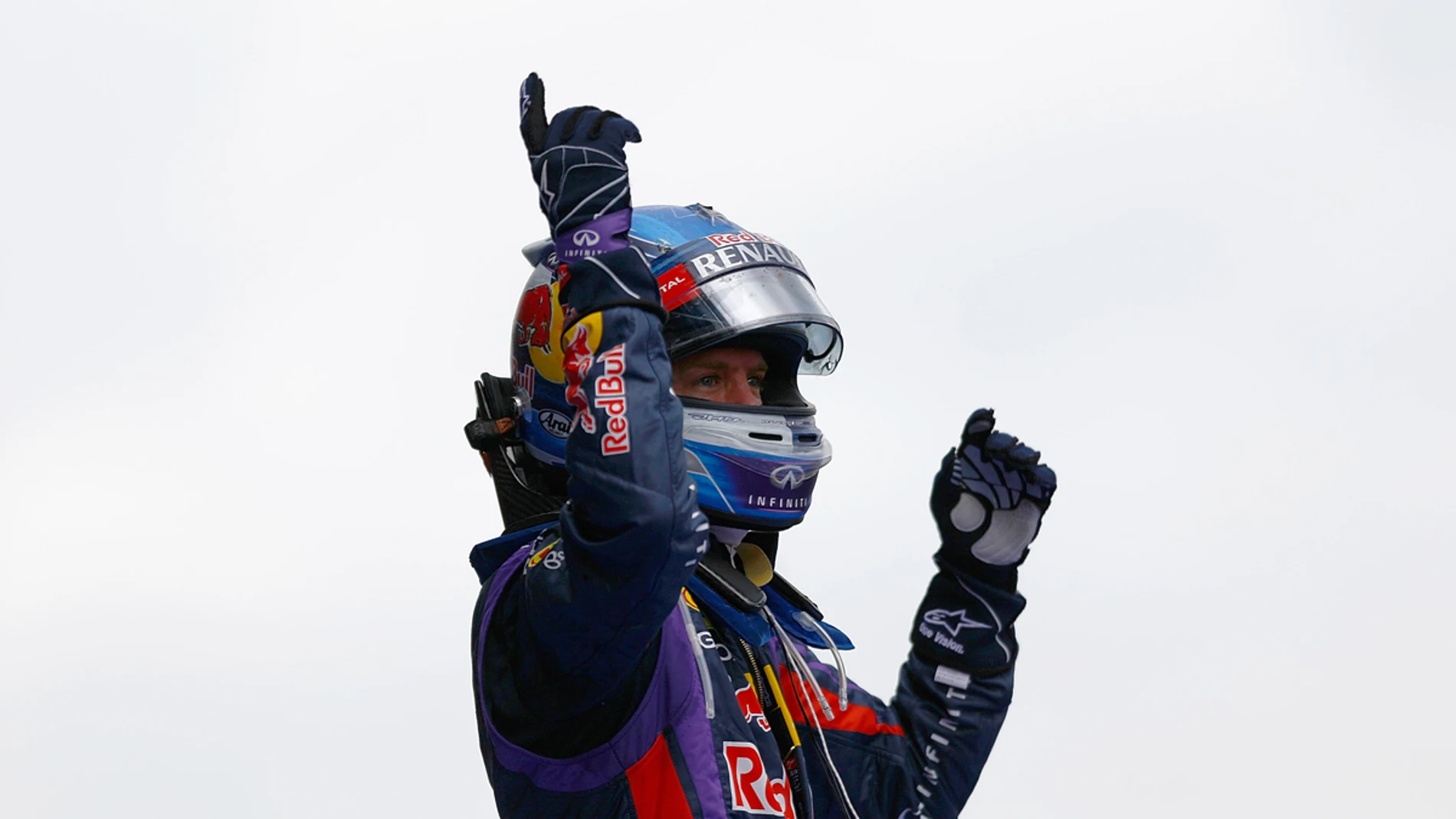 Vettel celebra una victoria