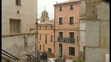 Un pueblo de Teruel instala una alarma al ritmo de Manolo Escobar