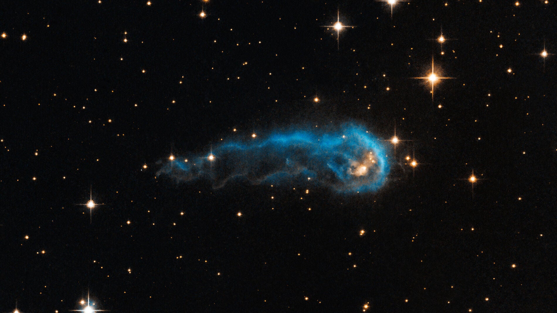 El telescopio espacial Hubble observa una 'oruga c&oacute;smica'