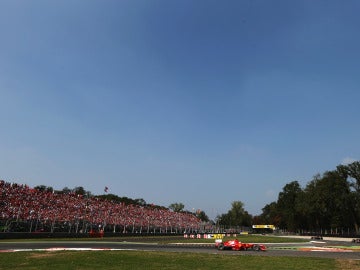 El Ferrari rueda en Monza