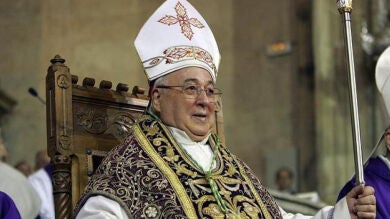 El obispo de Segovia muestra su 