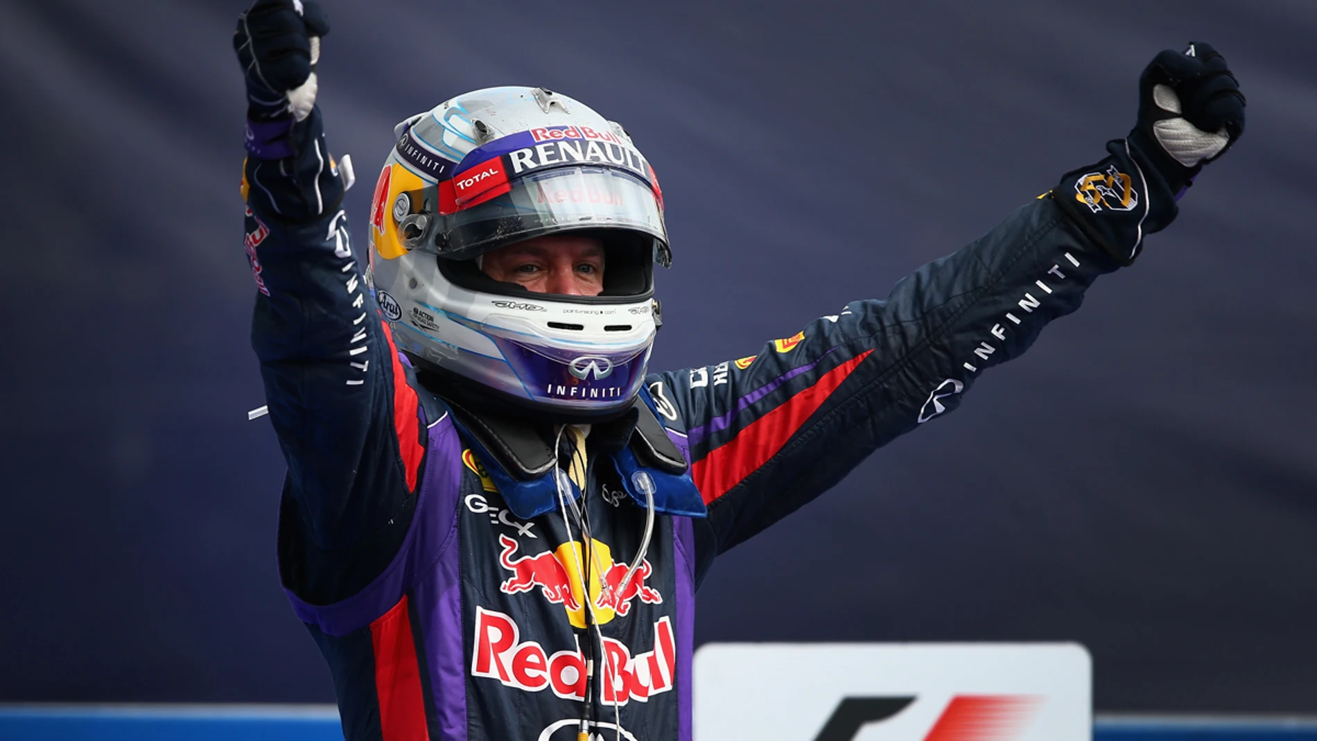 Vettel celebra la victoria en Italia