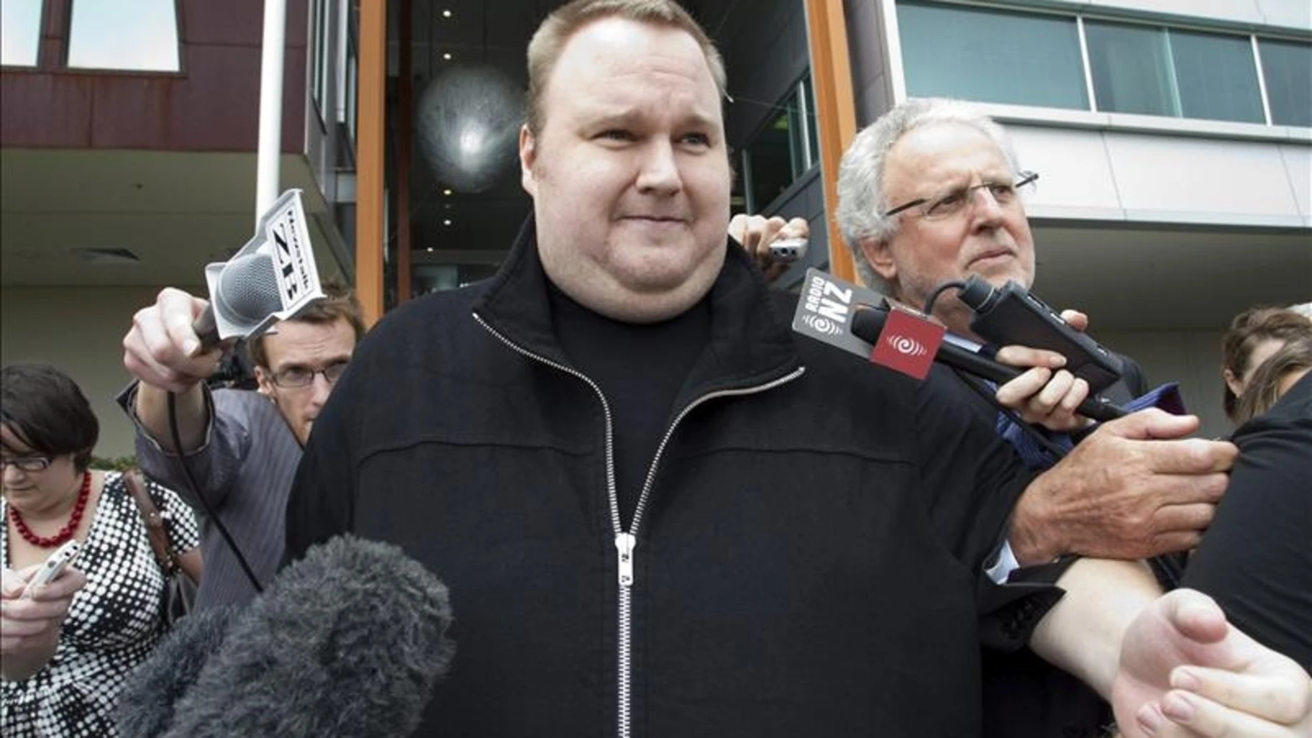 Dotcom Dotcom
