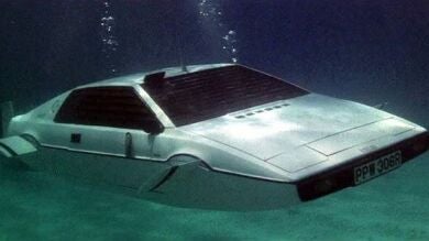 Un coche submarino del agente 007 es vendido en una subasta por 643.500 euros