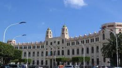 La Guardia Civil registra dependencias del Gobierno en Melilla 
