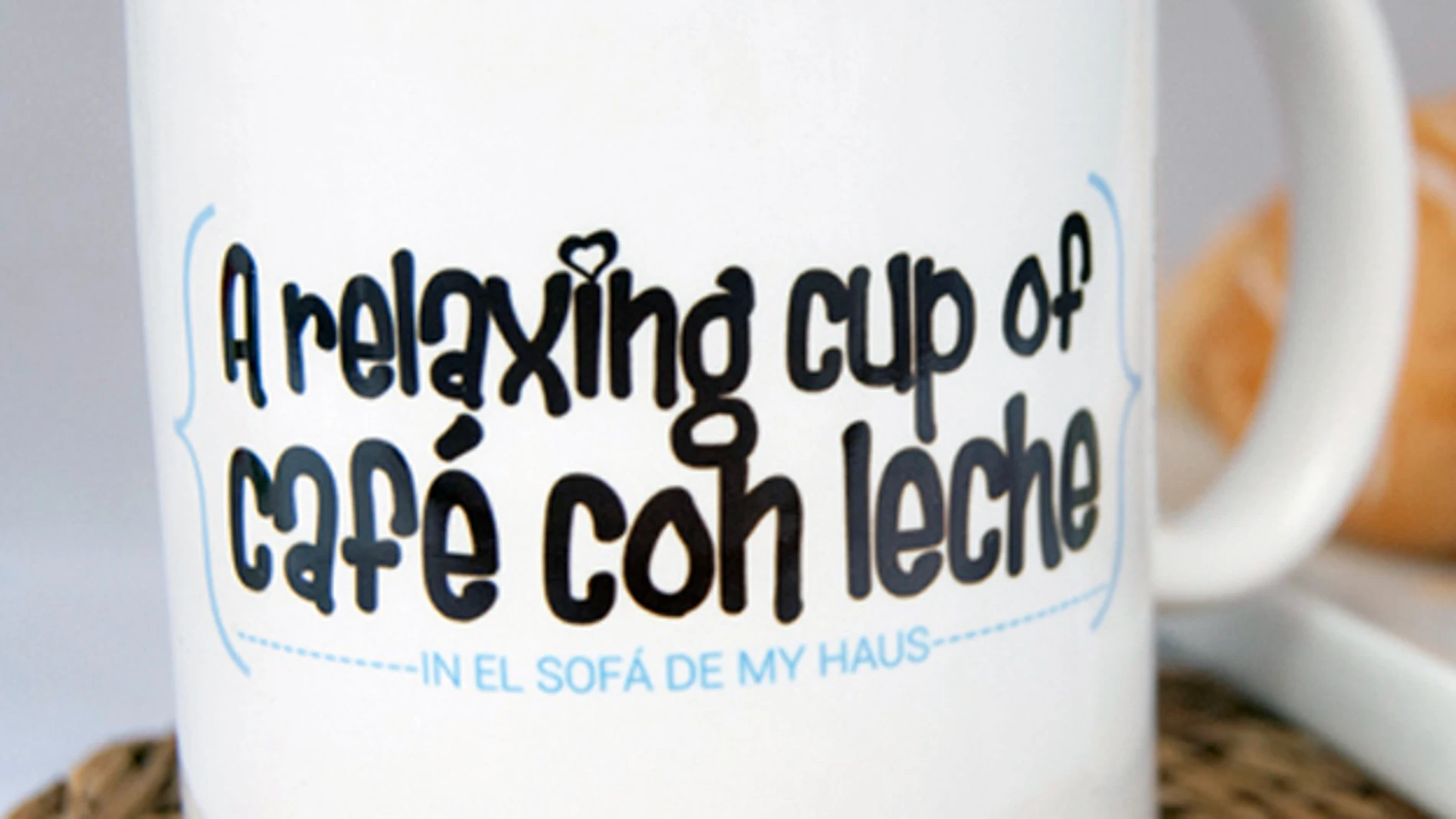 Tazas que se comercializan con la popular expresión Tazas que se comercializan con la popular expresión