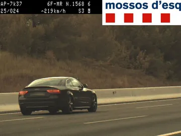 El conductor circulaba a 219 kilómetros por hora por la AP-7 El conductor circulaba a 219 kilómetros por hora por la AP-7