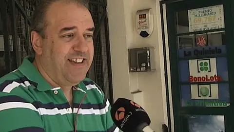 Manuel Reija, el lotero que encontró el billete premiado Manuel Reija, el lotero que encontró el billete premiado