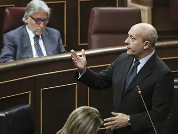 José Ignacio Wert, durante su intervención en la sesión de control al Gobierno José Ignacio Wert, durante su intervención en la sesión de control al Gobierno
