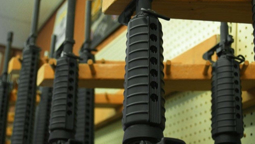 Fusiles en una tienda de armas