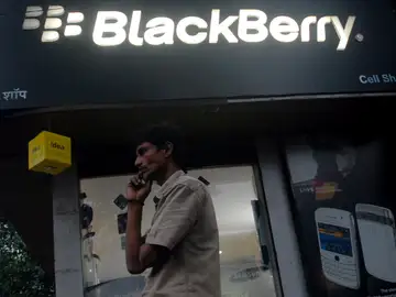 BlackBerry despedirá a 4.500 empleados BlackBerry despedirá a 4.500 empleados