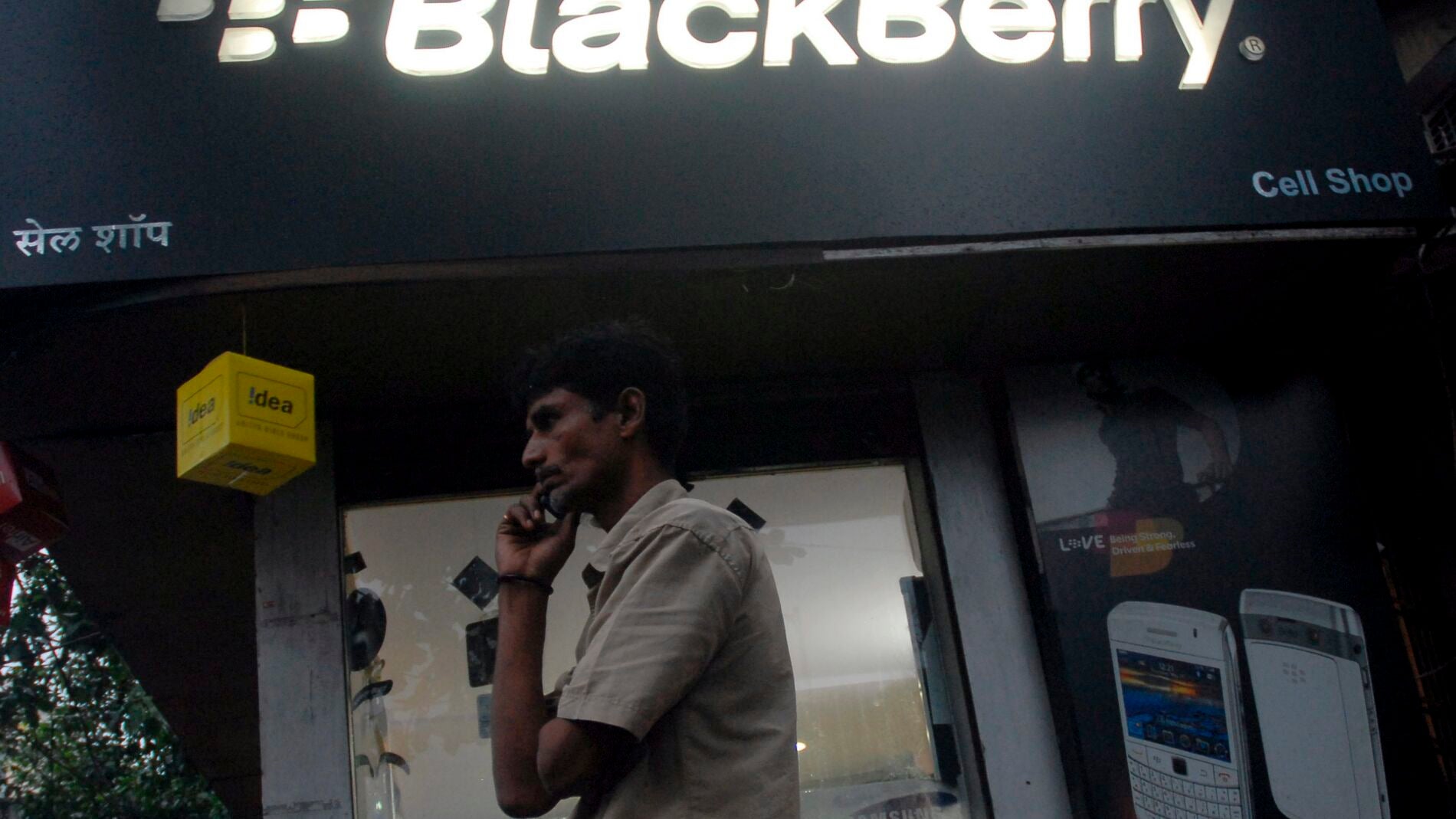 BlackBerry despedir&aacute; a 4.500 empleados