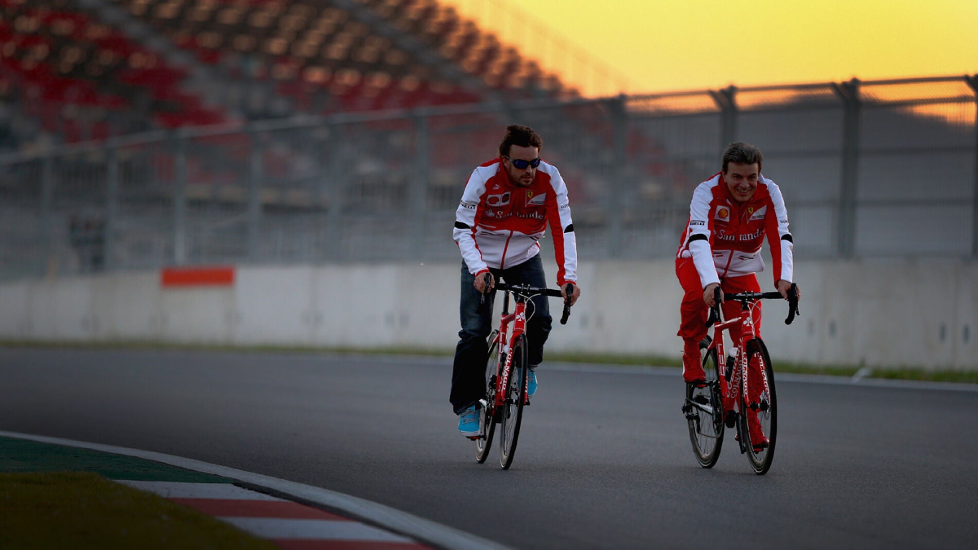 Alonso, en bicicleta en Yeongam