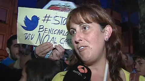 Una vecina de Benicarló protesta por la planta de Castor Una vecina de Benicarló protesta por la planta de Castor