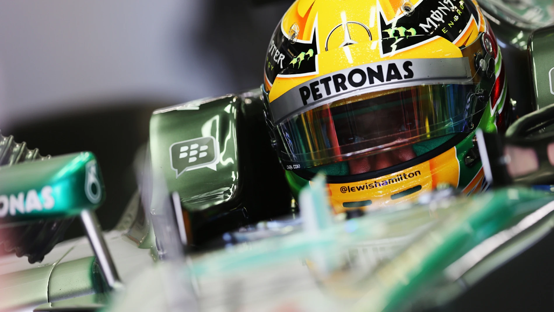 Hamilton, en el cockpit del Mercedes