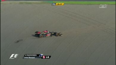 Salida de pista de Raikkonen en los Libres 2 de Japón