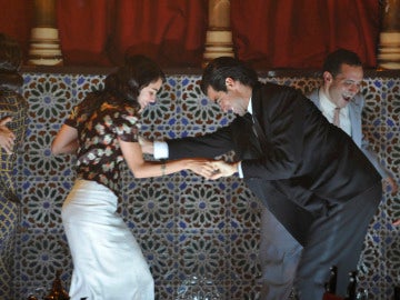 Sira baila con Ramiro