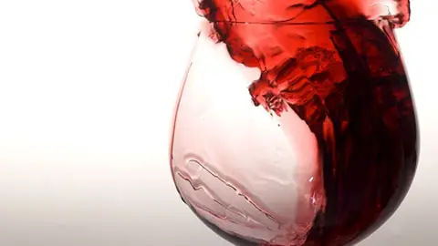 Explosiva copa de vino Explosiva copa de vino