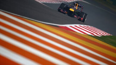 Alonso termina quinto en los Libres 2 de India ante un imperial Vettel