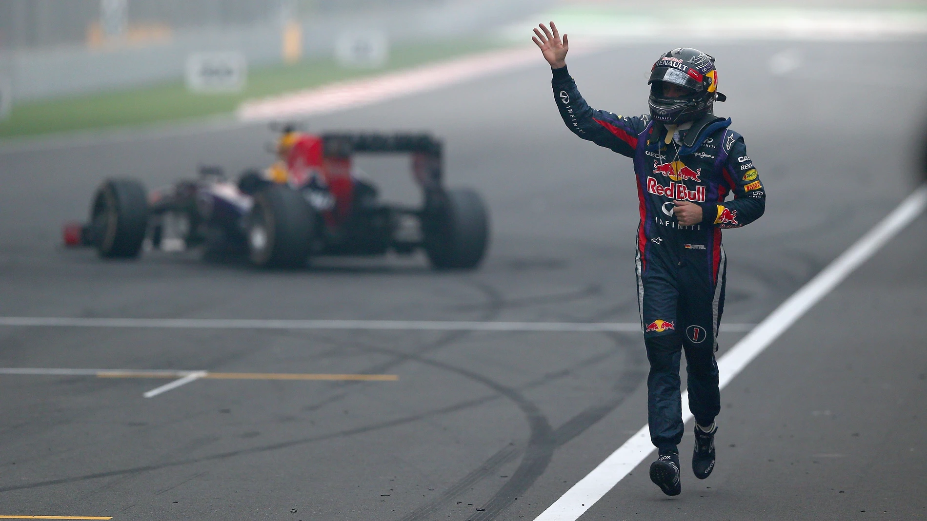Vettel celebra la victoria en Buddh