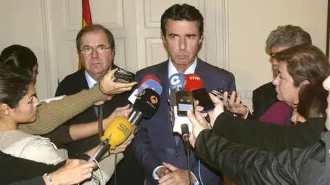 El ministro Soria acude a León El ministro Soria acude a León