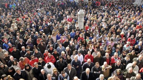 Cientos de concentrados por la tragedia en la miner&iacute;a en Pola Gord&oacute;n
