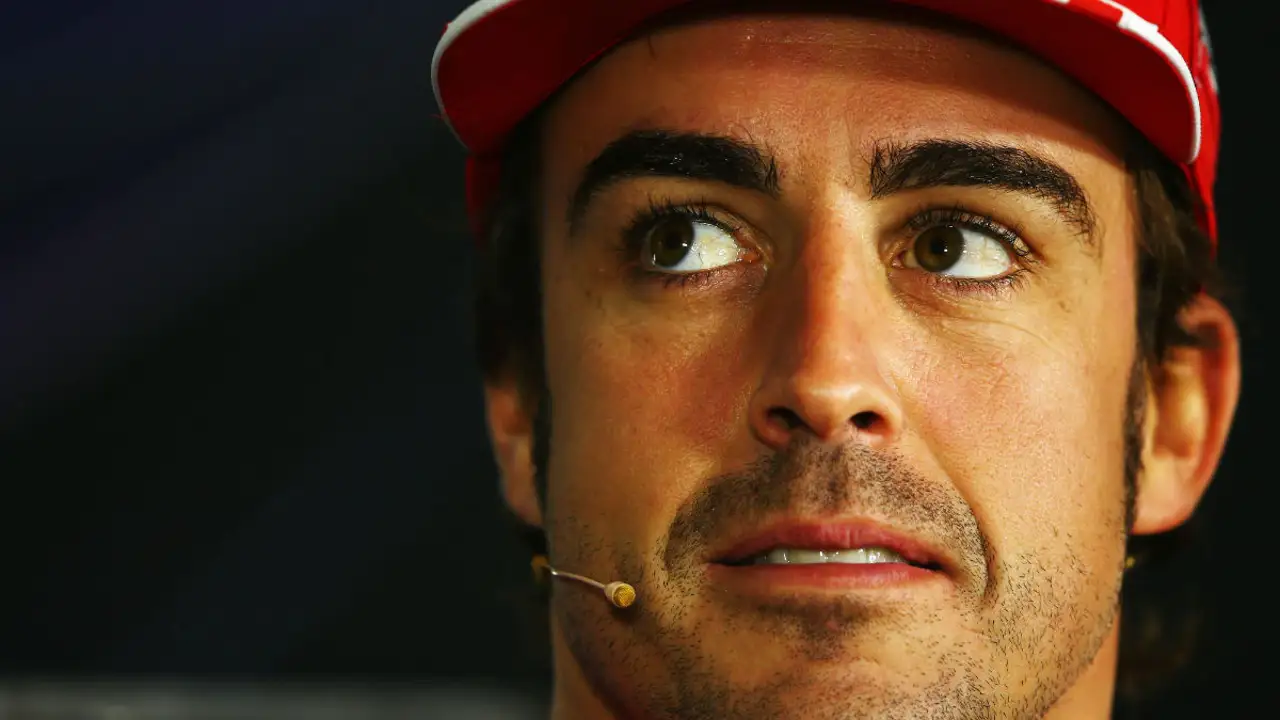 Alonso: "Mi relación con el equipo ha sido, es y será perfecta"