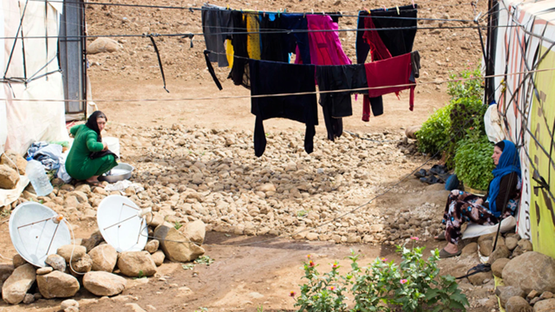 Refugiados sirios hacinados en el sur de Líbano. Refugiados sirios hacinados en el sur de Líbano.