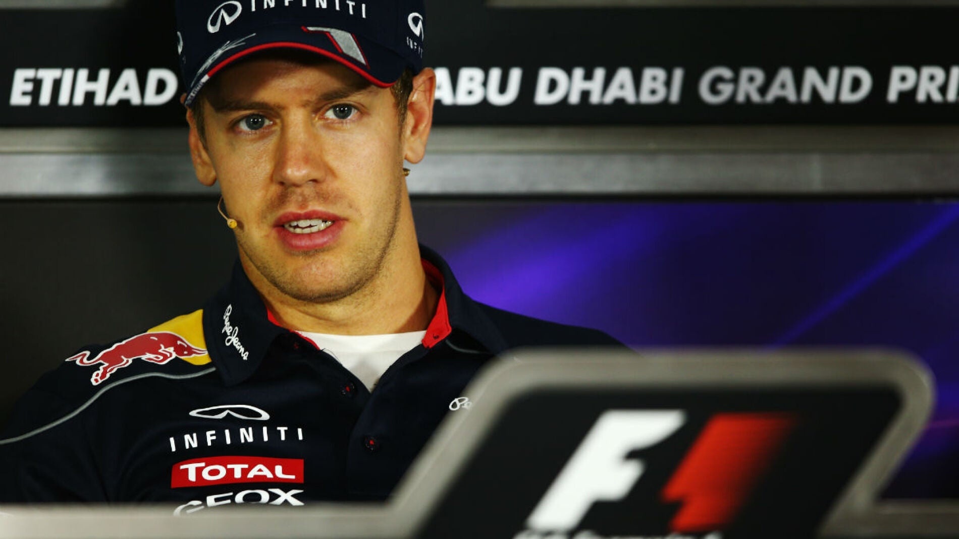 Vettel en rueda de prensa en Abu Dabi