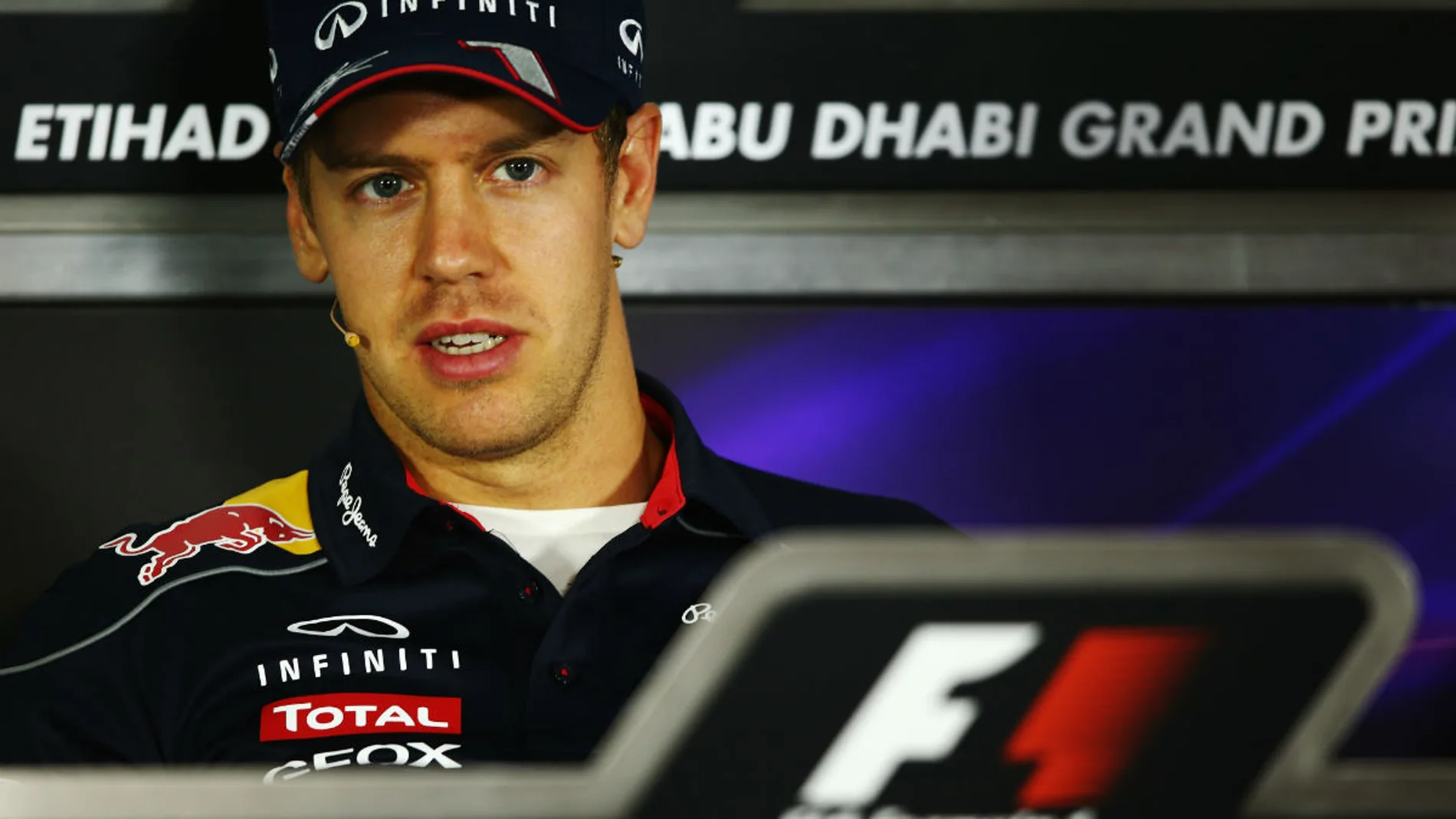 Vettel en rueda de prensa en Abu Dabi