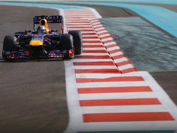 Vettel rueda en Abu Dabi