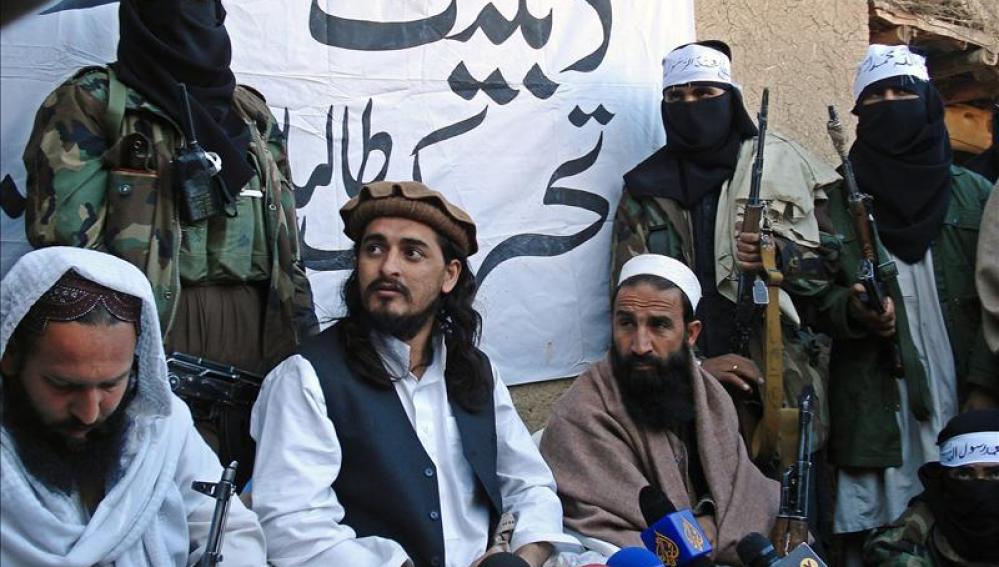 El líder de los talibanes paquistaníes muere en el ataque de un "drone" de EEUU