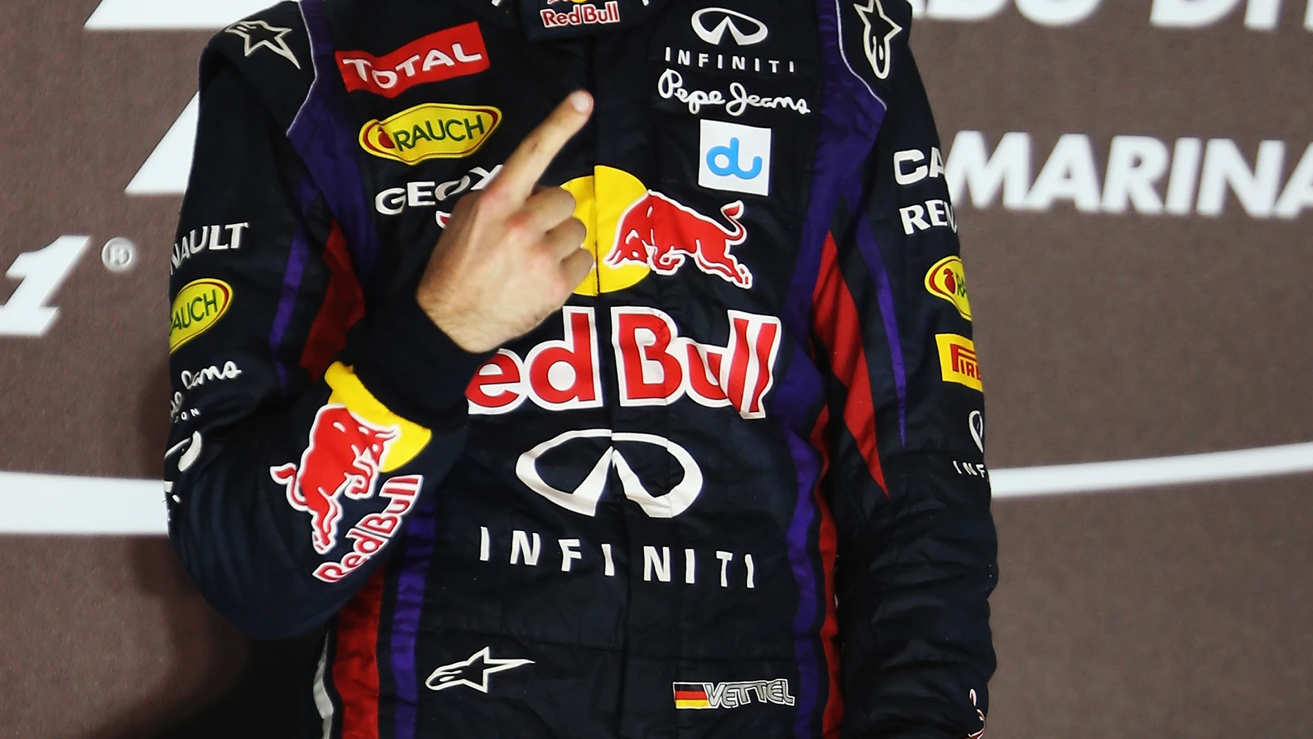 Vettel vence en Abu Dabi