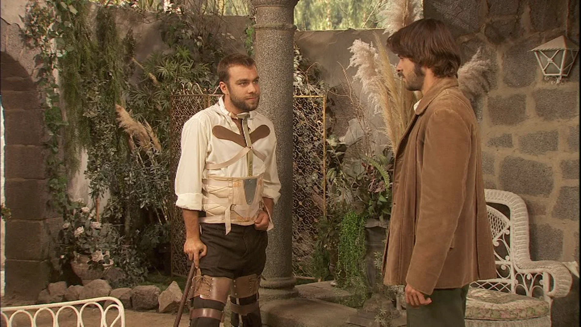Fernando aparece inesperádamente cuando Gonzalo visita La Casona