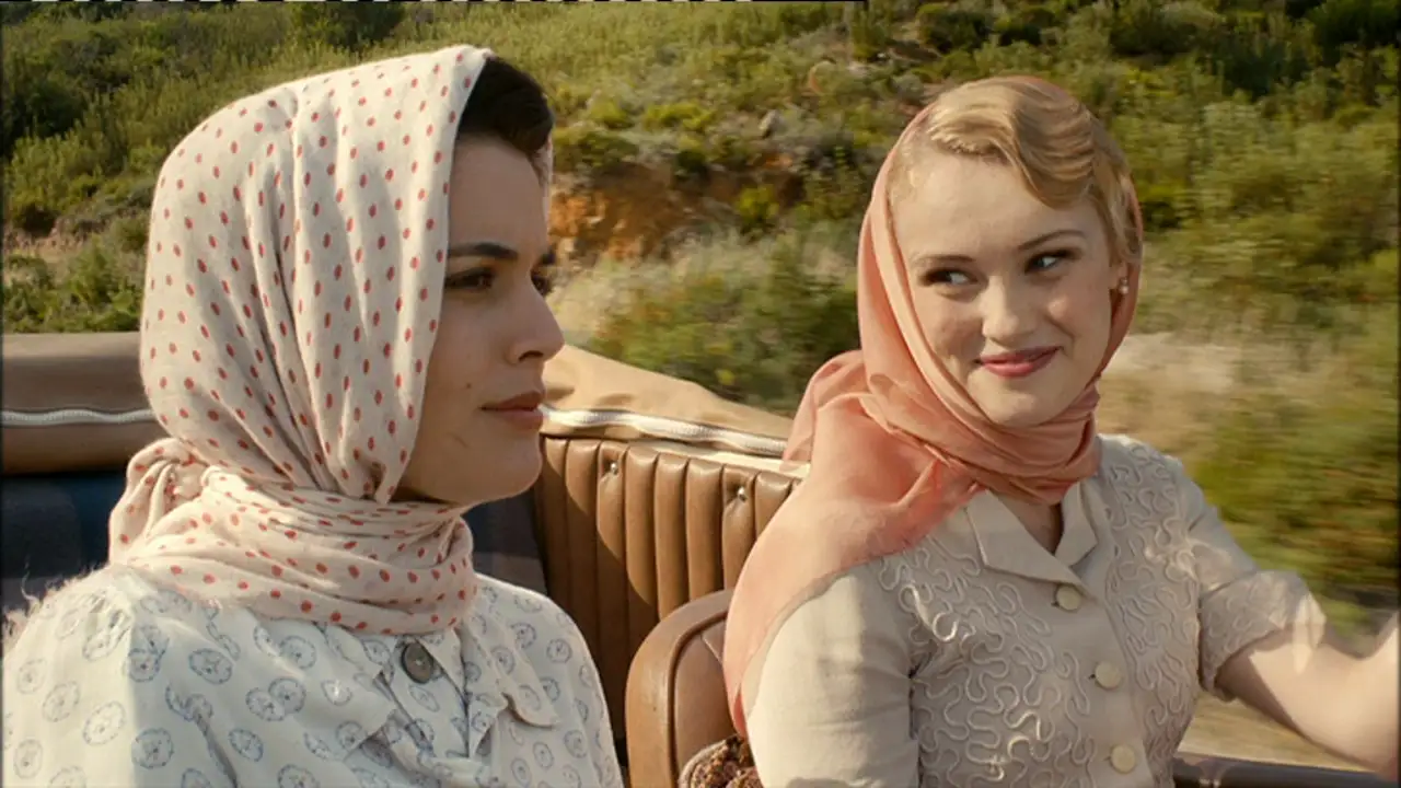 El viaje el coche con Rosalinda Fox