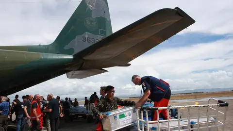 La ayuda a Filipinas llega a cuenta gotas La ayuda a Filipinas llega a cuenta gotas