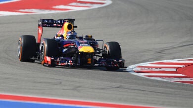 Vettel domina los Libres 2 de EEUU con Alonso décimo