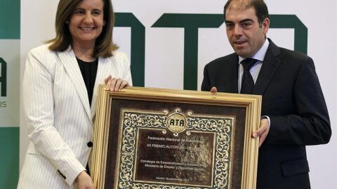 La ministra de Empleo, F&aacute;tima B&aacute;&ntilde;ez
